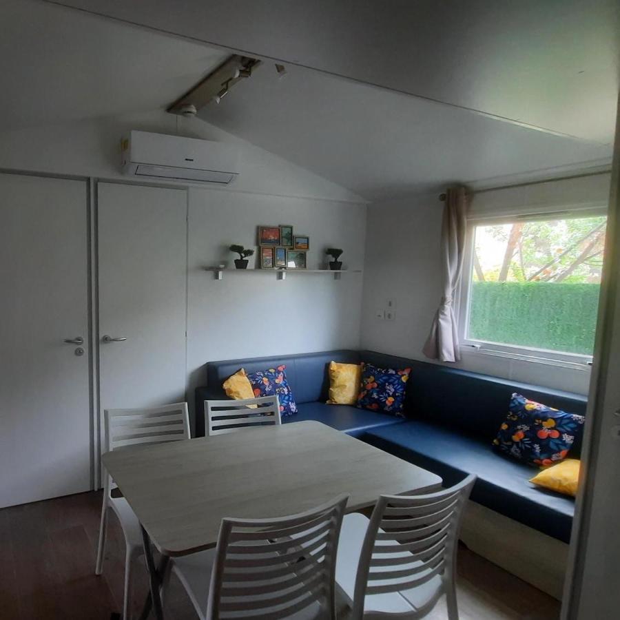 Campingplatz Mobilhome De Charlotte - La Falaise 4 Etoiles